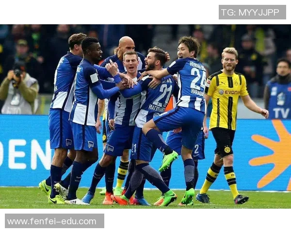 柏林赫塔主场夺冠,壮烈夺冠瞬间震撼全场!