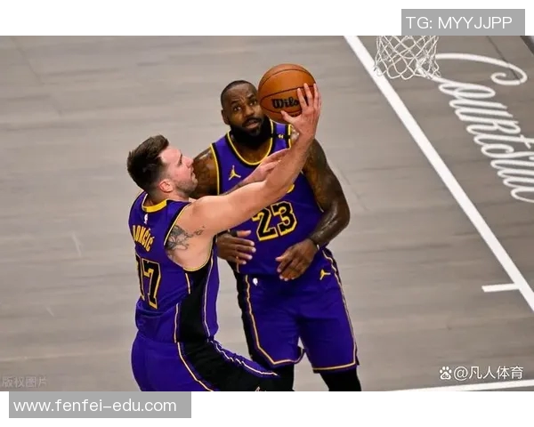 湖人夺得四连胜，季后赛席位稳固